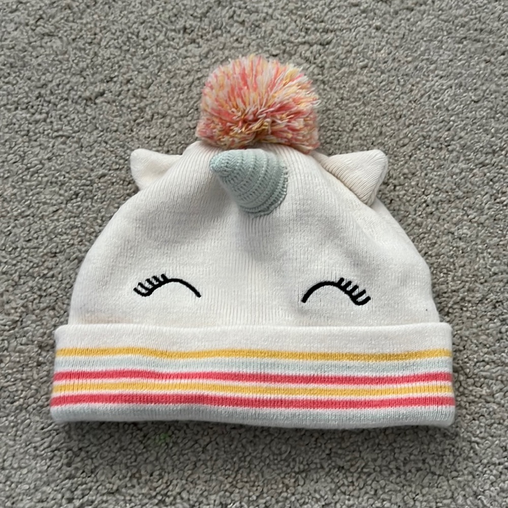 Old Navy Girls Unicorn Beanie in Sz L